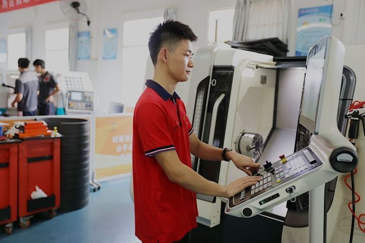 厉害了!95后模具小哥成长为全球顶尖“工匠”!你也可以的的图5